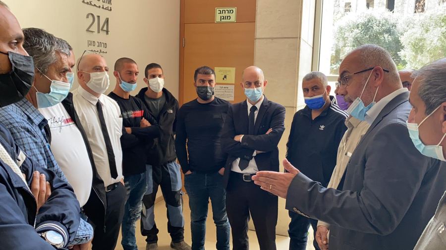 النائب اسامة السعدي:محكمة الصلح في حيفا تجمد اوامر الاخلاء في عين حوض حتى ١٣/٥